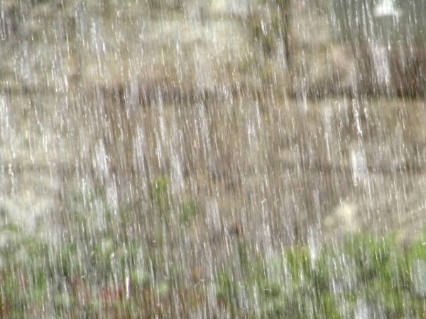 川西市 リフォーム店 大雨への備え