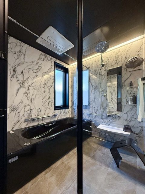 高級感あふれる浴室スペース