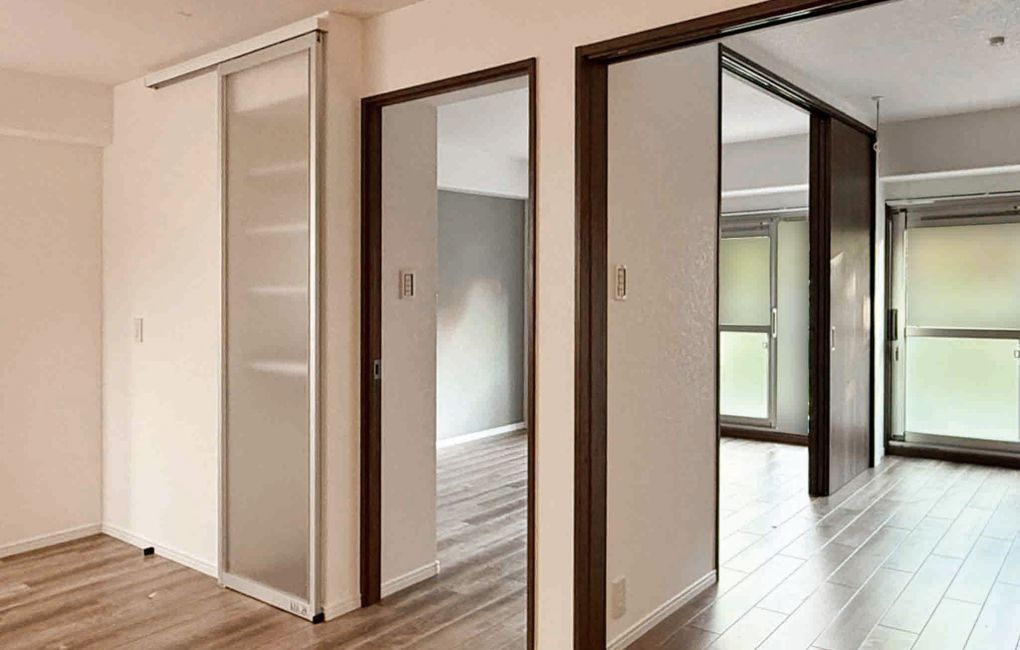 既存和室の押し入れをパントリーへとカスタム