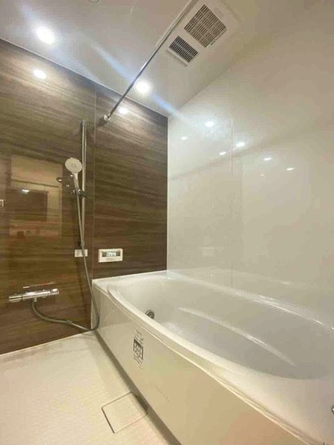 スペースを拡張してゆったりとした浴室へ