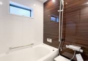 きれい除菌水による自動床洗浄機能を採用