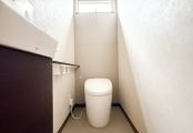 1Fトイレにはタンクレスを採用